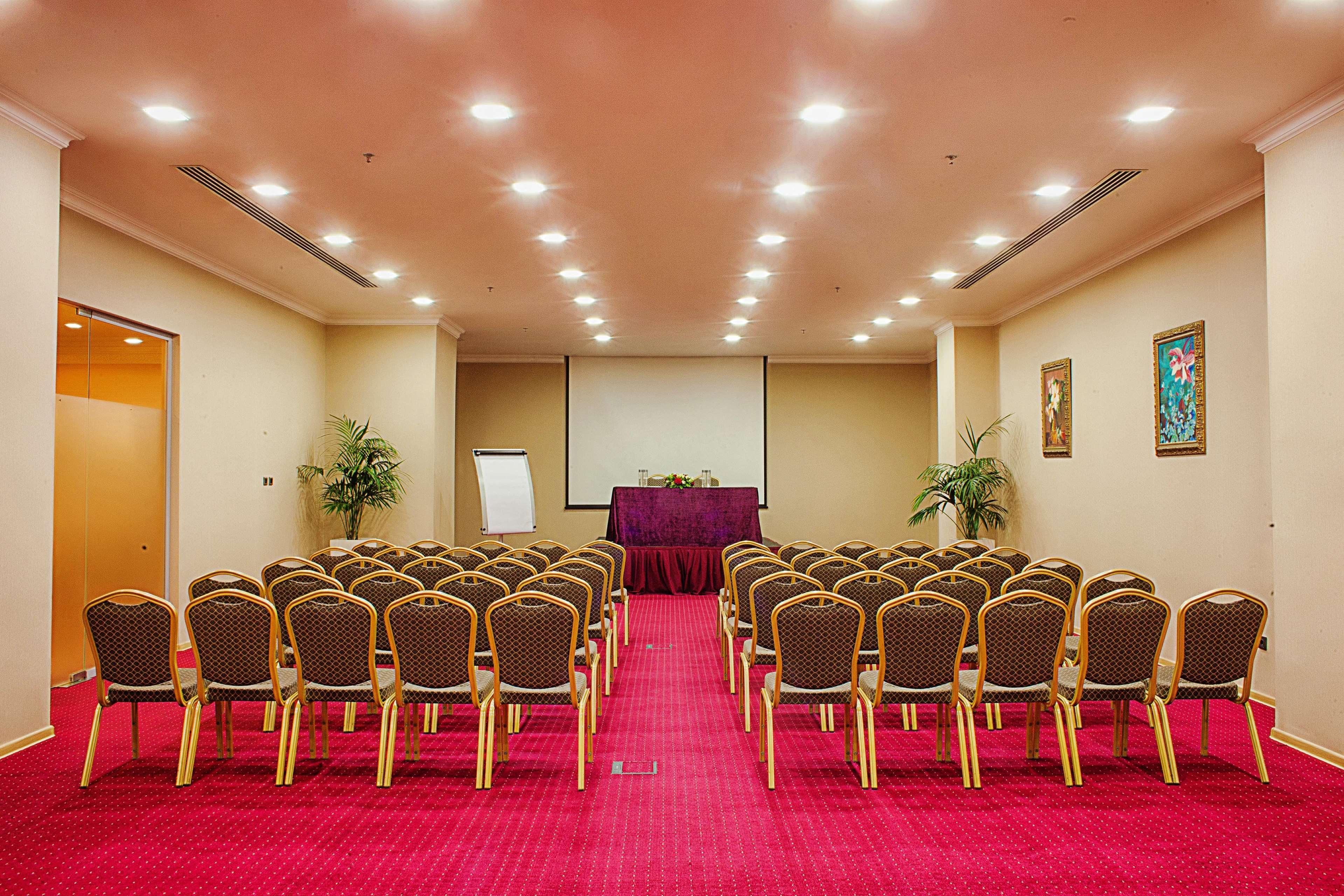 Rixos President Hotel Astana Kültér fotó