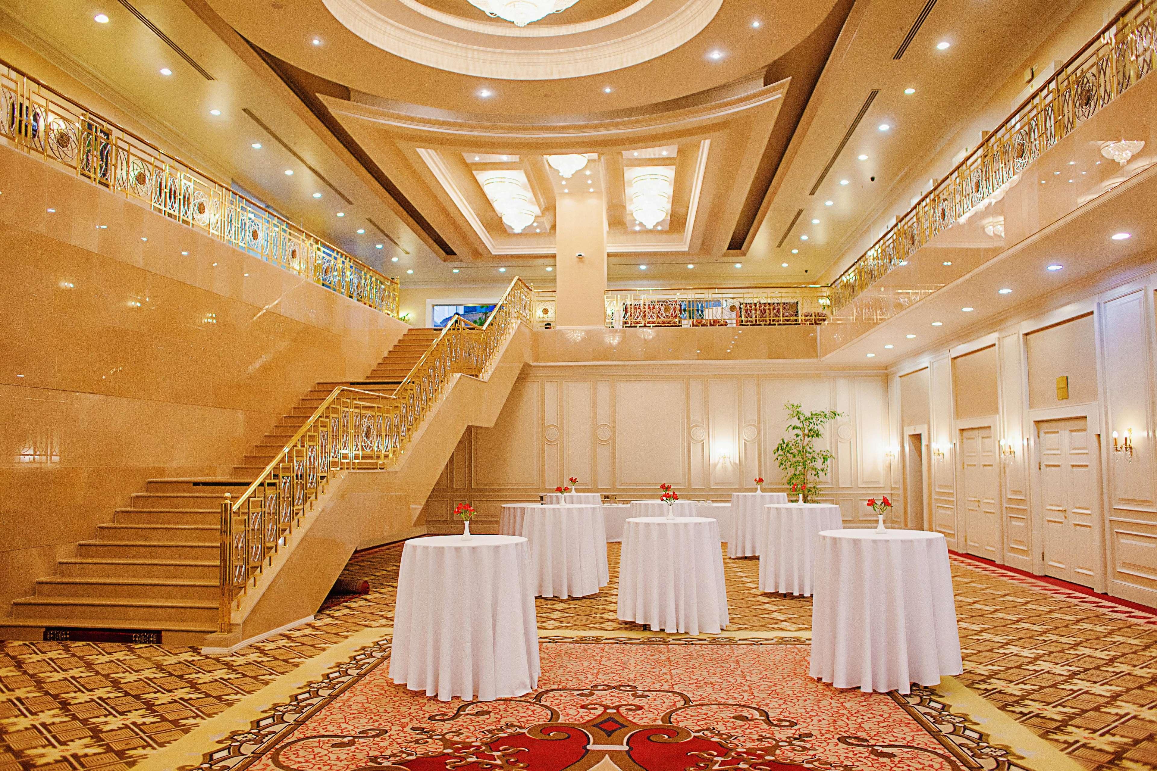 Rixos President Hotel Astana Kültér fotó