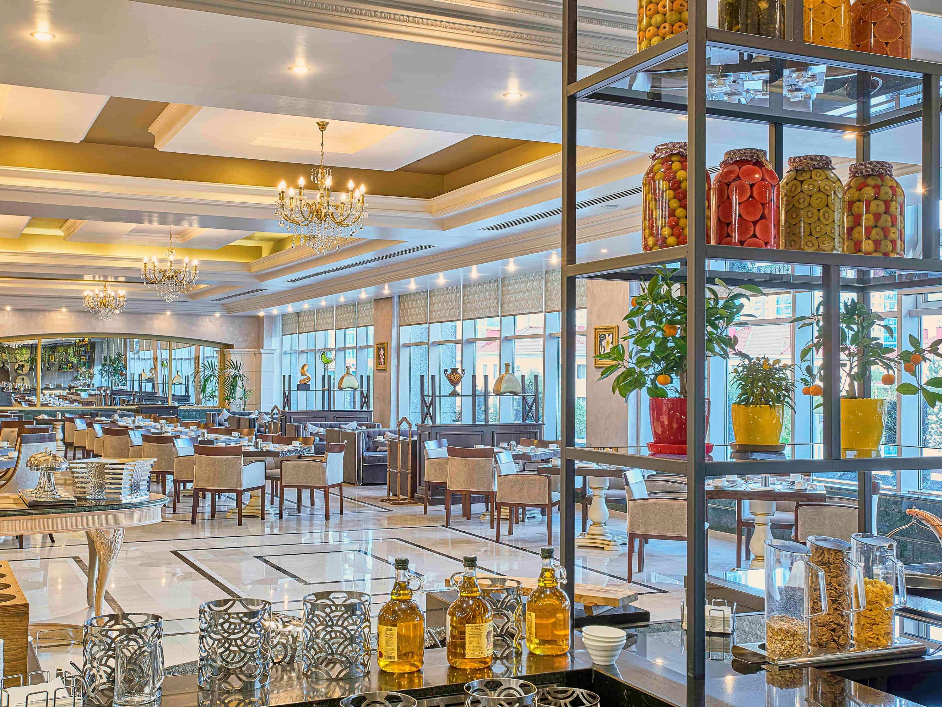 Rixos President Hotel Astana Kültér fotó