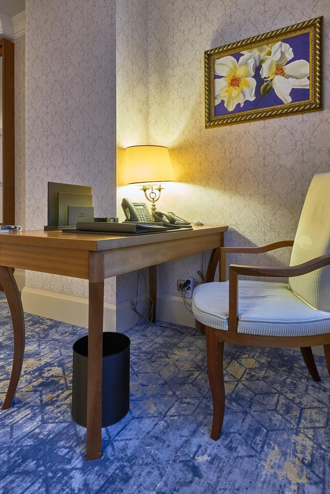 Rixos President Hotel Astana Kültér fotó